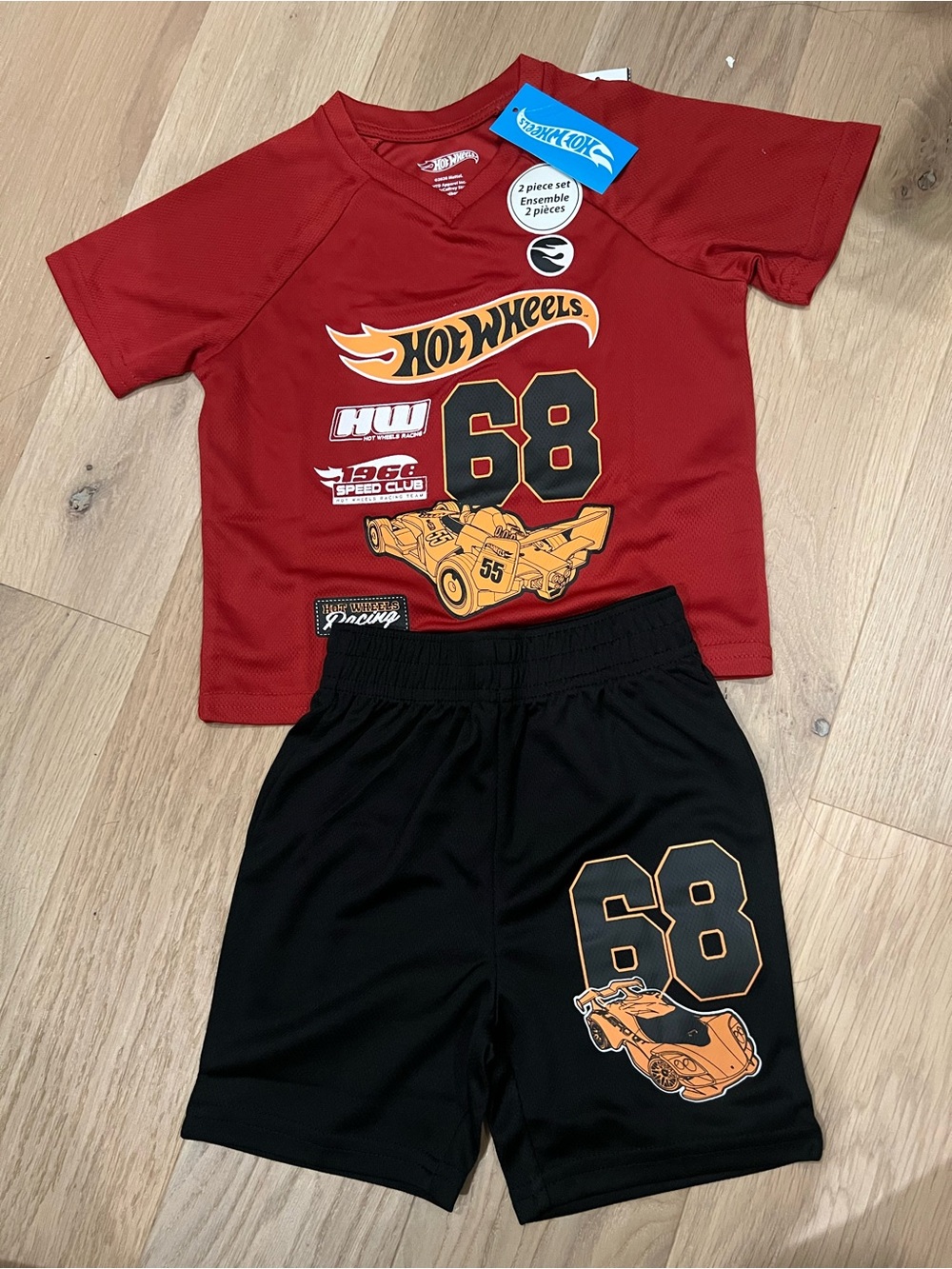 Hot Wheels Boys 2 piece set